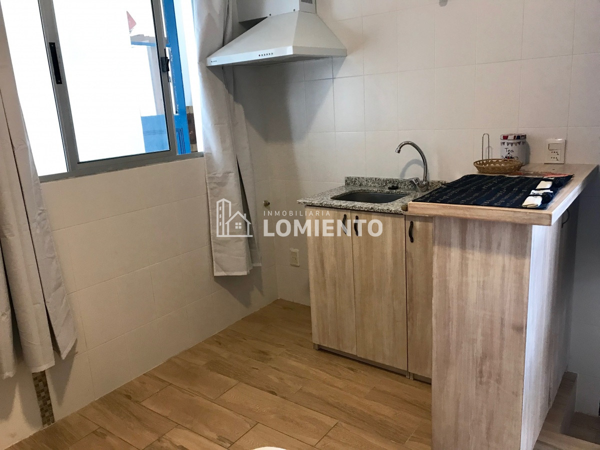 Apartamento ID.773 - Alquiler temporada monoambiente Centro Maldonado 