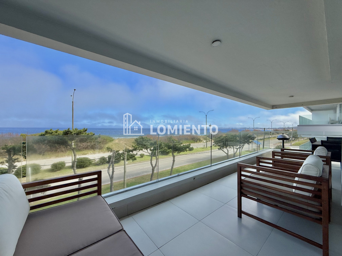 Apartamento ID.1677 - Venta- alquiler apartamento primera línea al mar 3 dormitorios Edificio Horizonte 