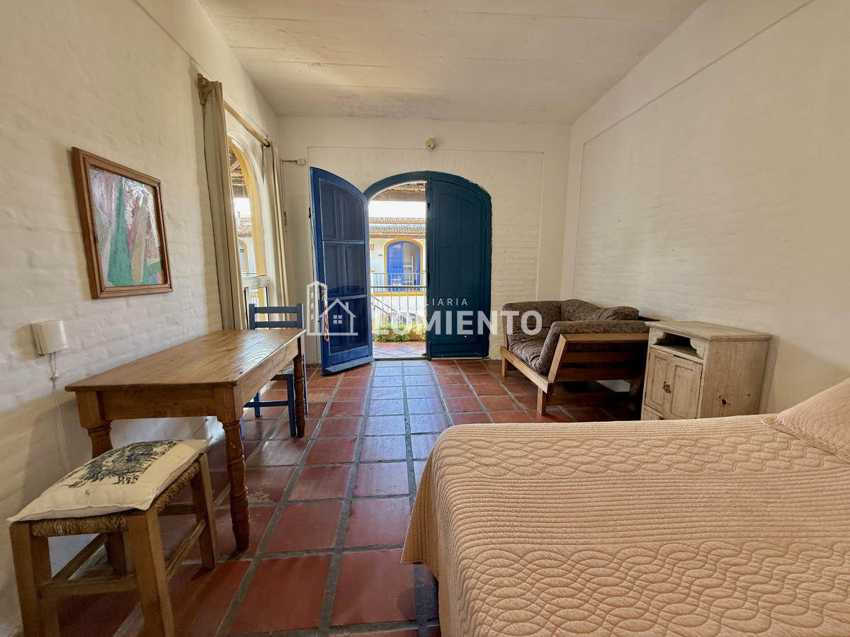 Apartamento ID.1673 - Alquiler temporada monoambiente Centro de Maldonado 