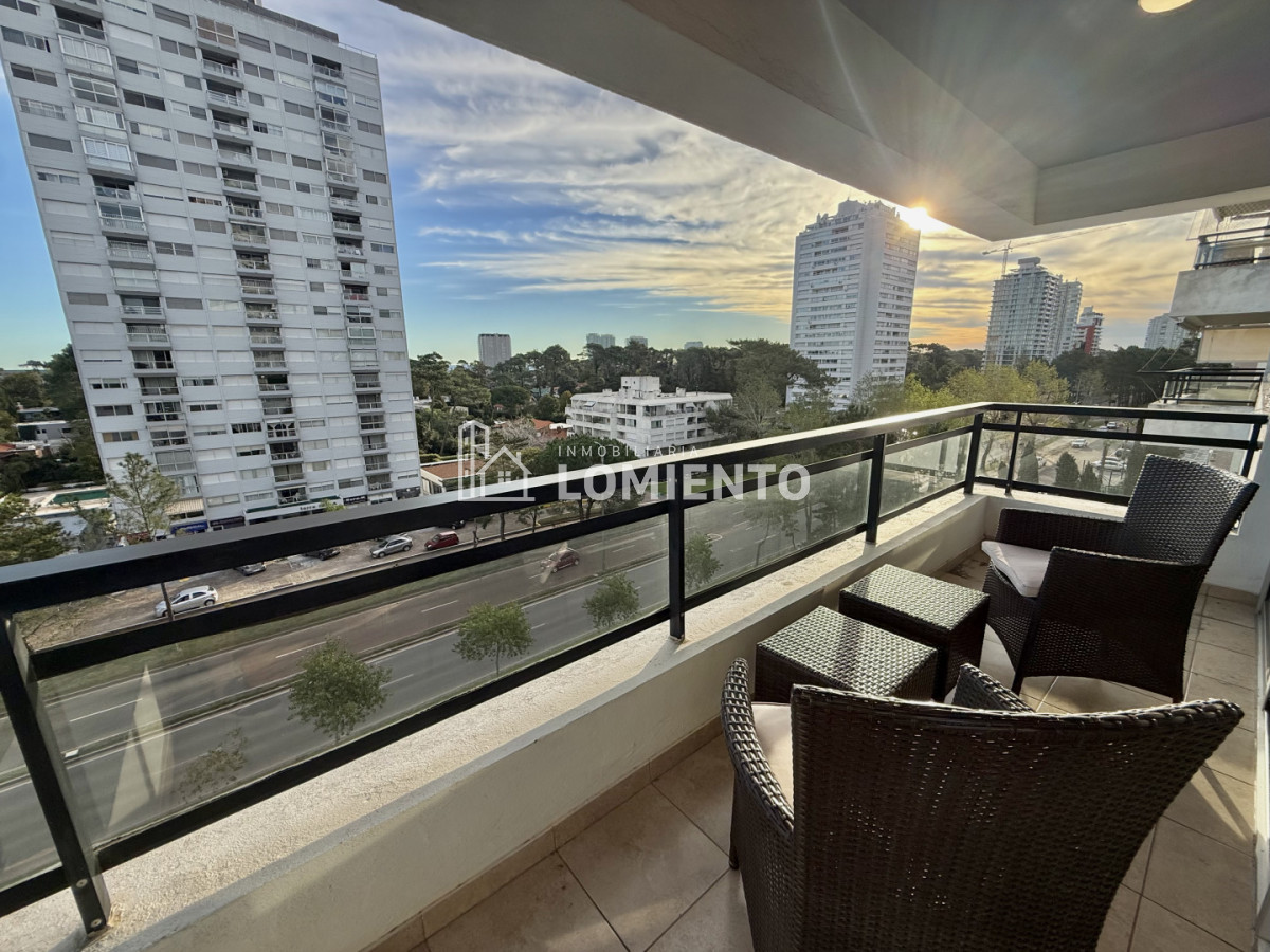 Apartamento ID.1825 - Venta- alquiler anual apartamento 3 dormitorios en Edificio Jardines del Country