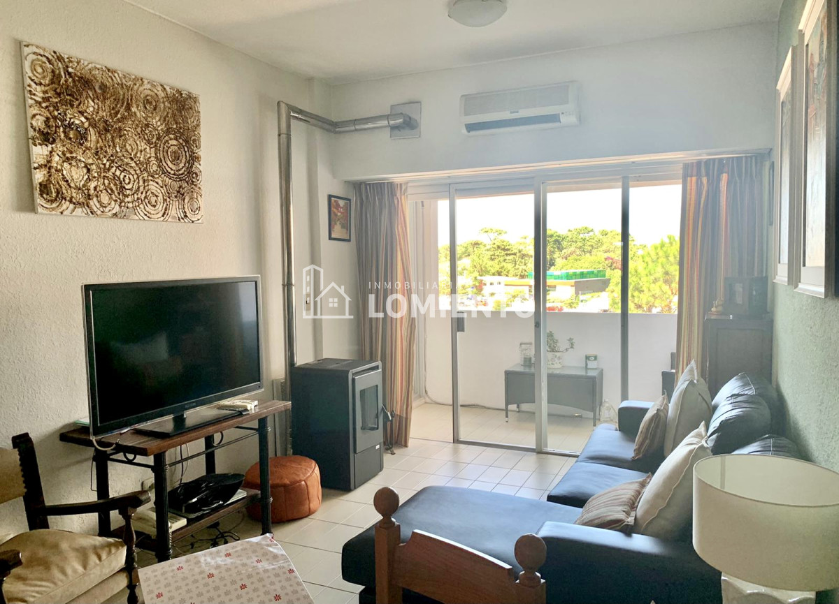 Apartamento ID.34 - Alquiler anual apartamento 2 dormitorios Zona Roosevelt 