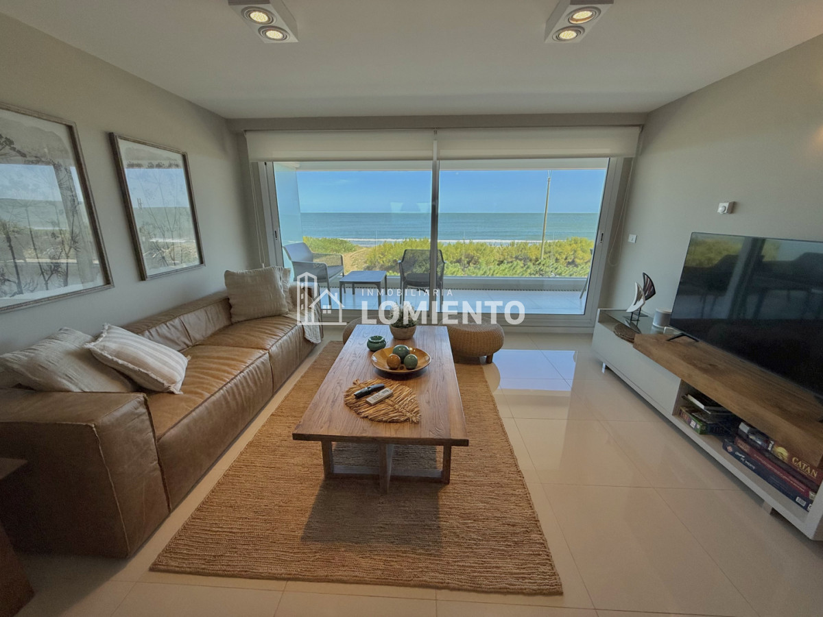 Apartamento ID.1804 - Venta apartamento 2 dormitorios y servicio Edificio Horizonte 
