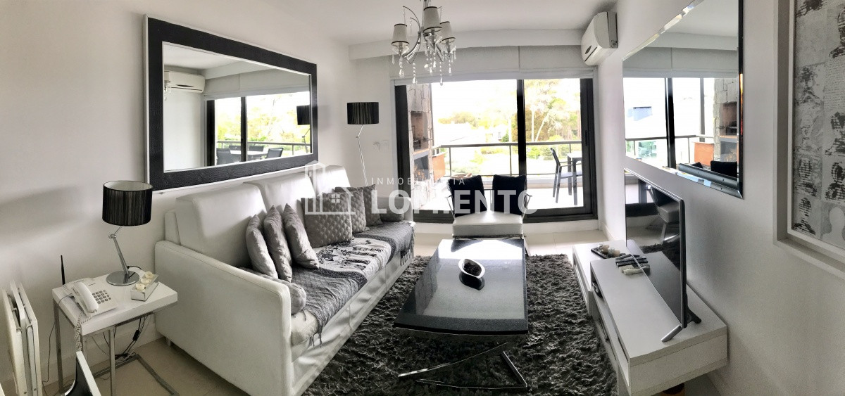 Apartamento ID.888 - Venta- alquiler temporada apartamento 1 dormitorio y medio Edificio Unique 
