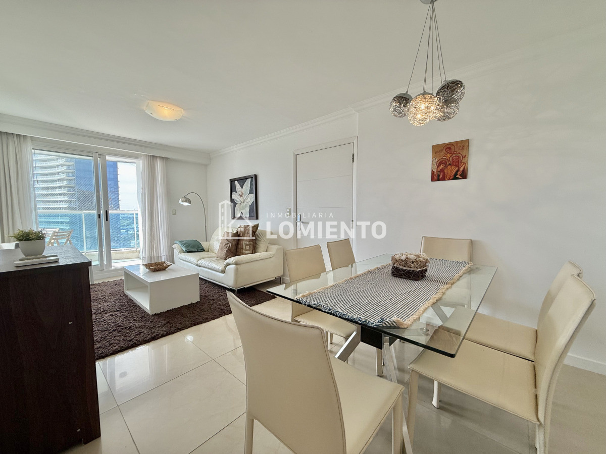 Apartamento ID.1726 - Venta apartamento 2 dormitorios y medio Edificio Casino Tower