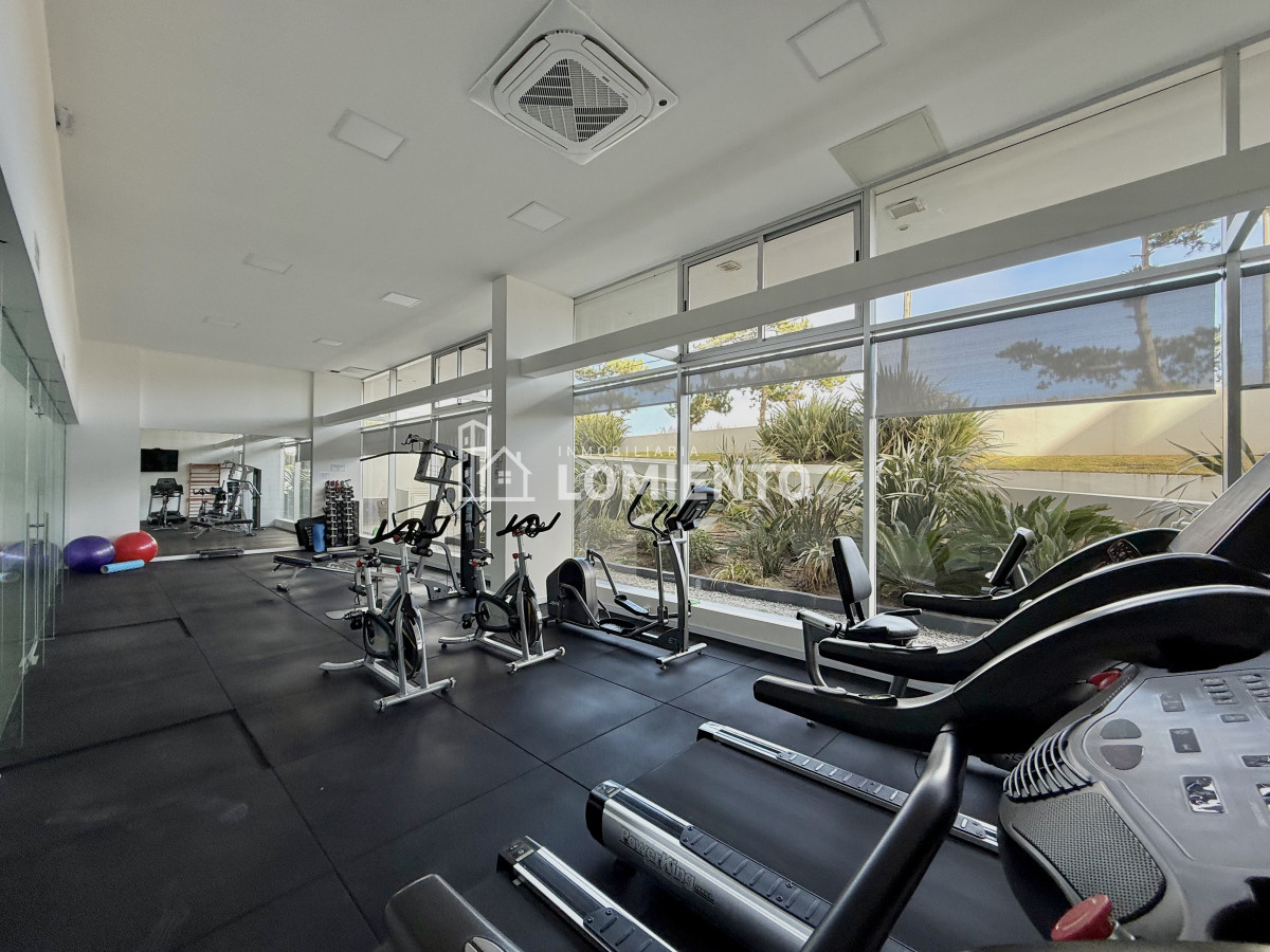 Apartamento ID.1677 - Venta- alquiler apartamento primera línea al mar 3 dormitorios Edificio Horizonte 