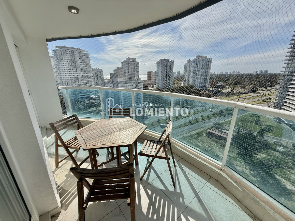 Apartamento ID.1726 - Venta apartamento 2 dormitorios y medio Edificio Casino Tower