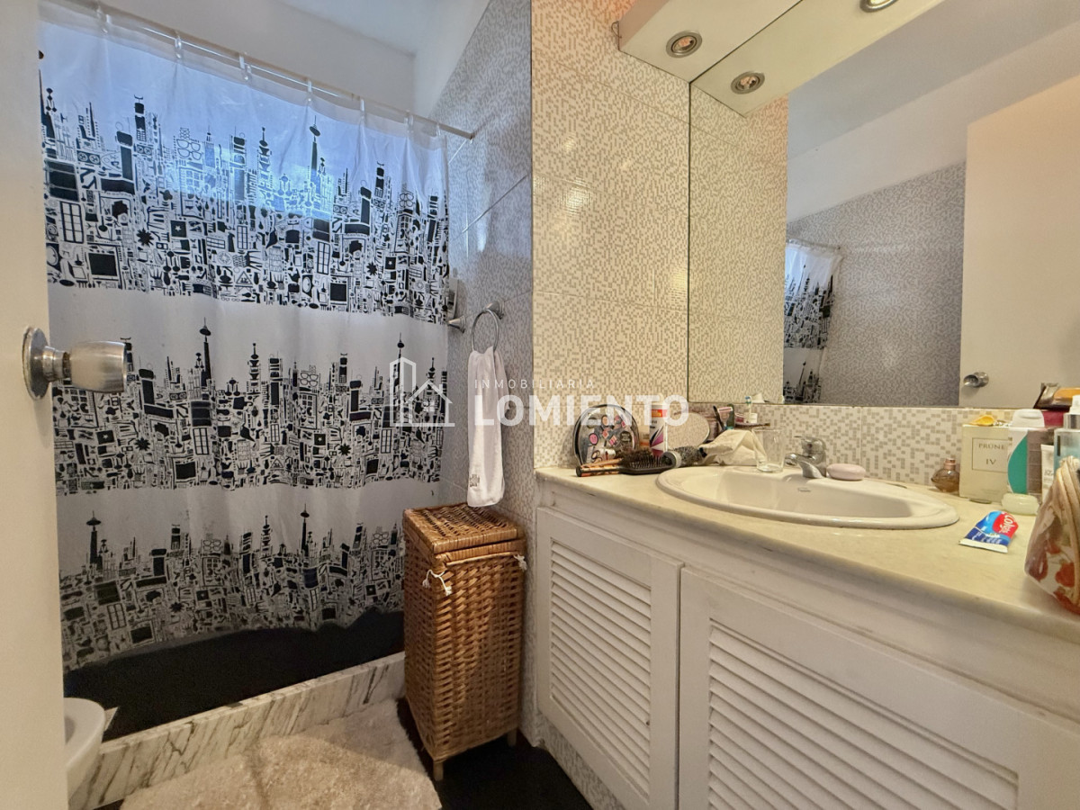 Apartamento ID.812 - Oportunidad Venta- alquiler anual apartamento 2 dormitorios Zona Roosevelt 