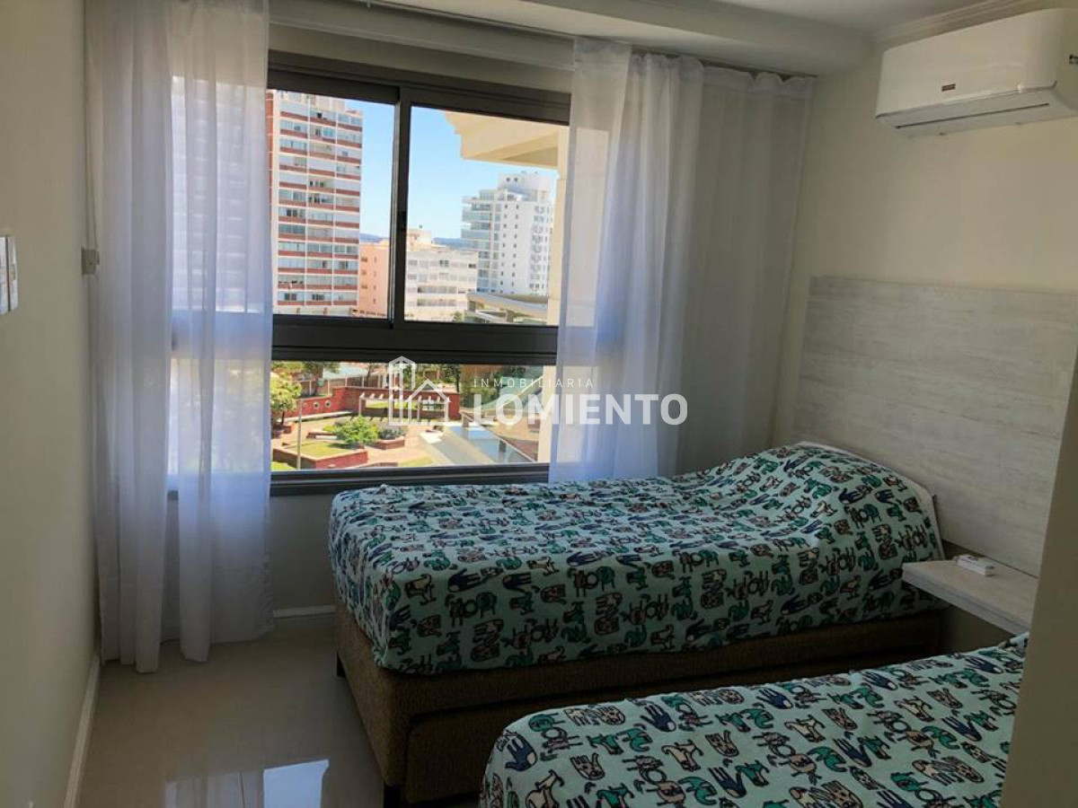 Apartamento ID.636 - Alquiler temporada apartamento 2 dormitorios Torre Imperiale III