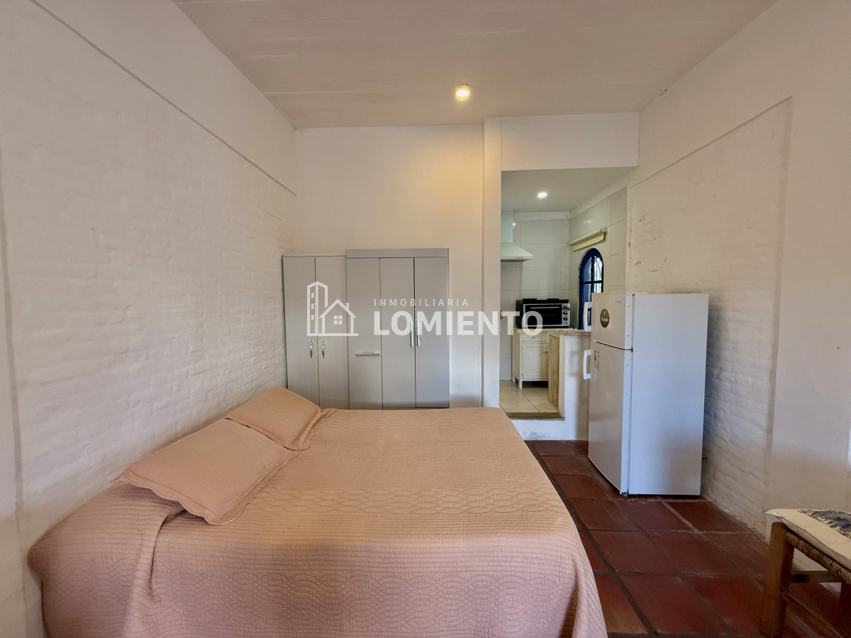 Apartamento ID.1673 - Alquiler temporada monoambiente Centro de Maldonado 