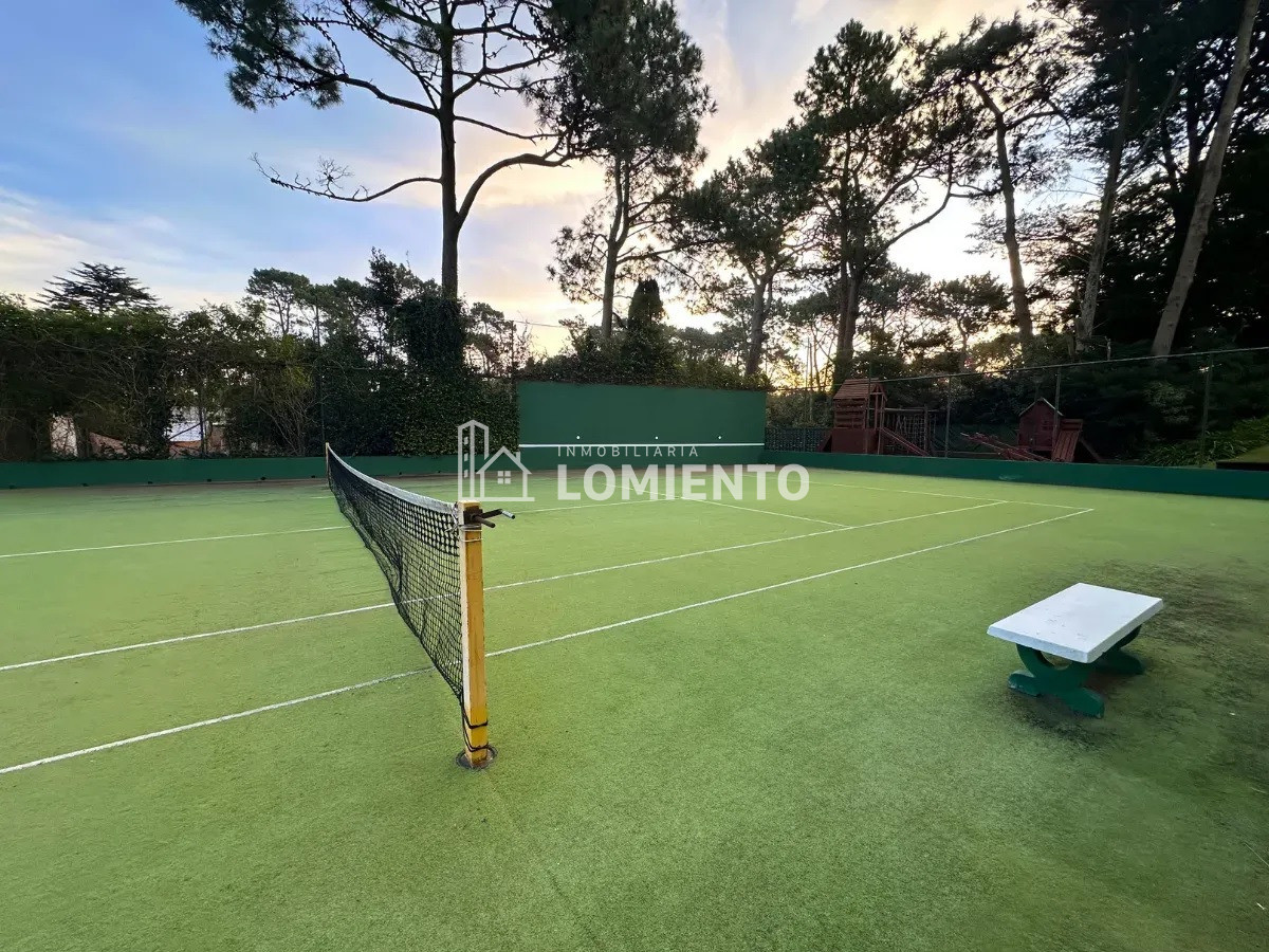 Apartamento ID.1826 - Venta- alquiler anual amplio apartamento de 1 dormitorio Torre Punta del Este
