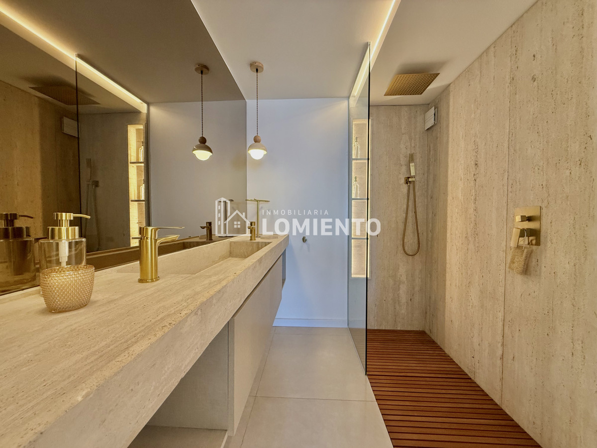 Apartamento ID.1663 - Venta exclusivo apartamento 4 dormitorios Playa Brava 