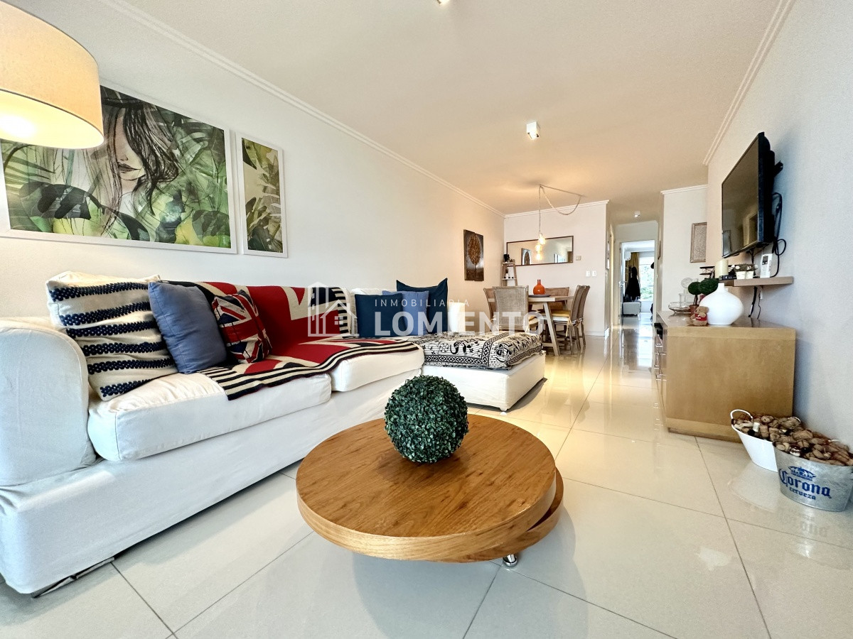 Apartamento ID.1395 - Venta- alquiler temporada apartamento 2 dormitorios con vista al mar Edificio Cruceros