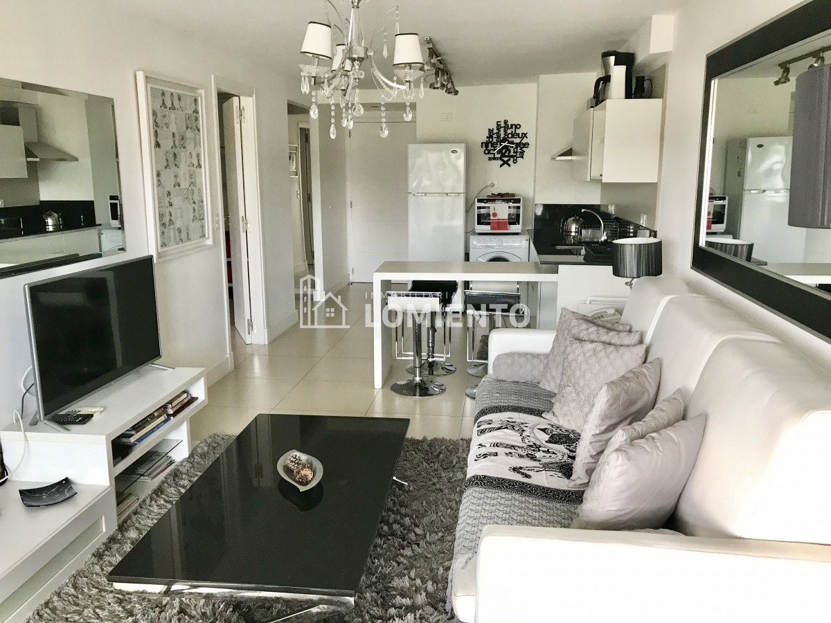 Apartamento ID.888 - Venta- alquiler temporada apartamento 1 dormitorio y medio Edificio Unique 
