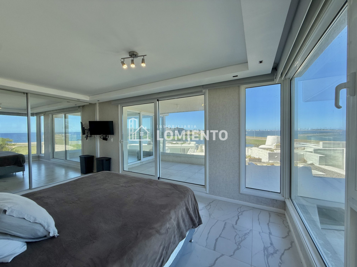 Apartamento ID.1812 - Venta- alquiler anual apartamento 3 dormitorios y Servicio Edificio Poseidon Laguna 