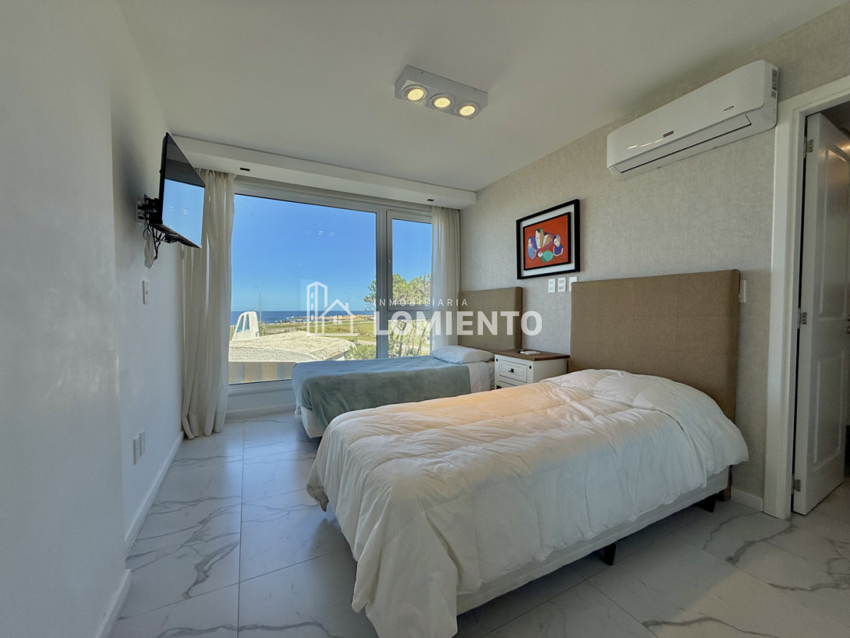 Apartamento ID.1812 - Venta- alquiler anual apartamento 3 dormitorios y Servicio Edificio Poseidon Laguna 
