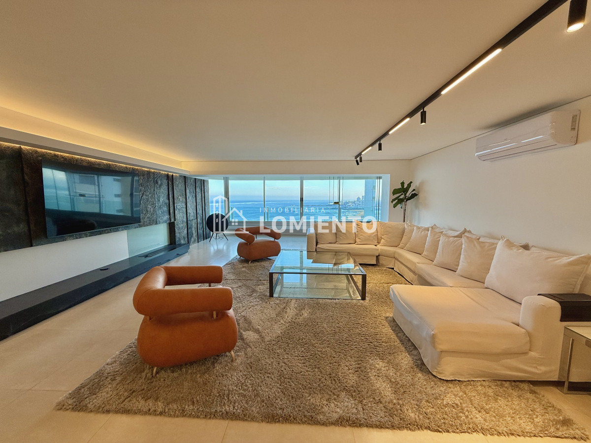 Apartamento ID.1663 - Venta exclusivo apartamento 4 dormitorios Playa Brava 