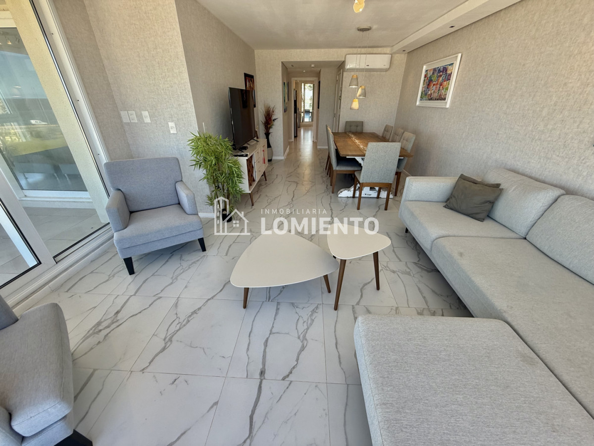 Apartamento ID.1812 - Venta- alquiler anual apartamento 3 dormitorios y Servicio Edificio Poseidon Laguna 