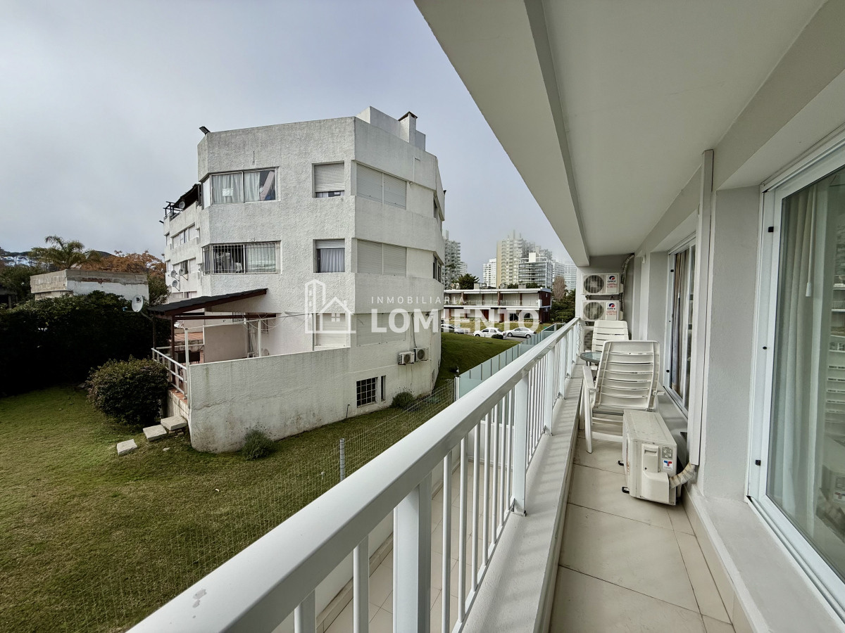 Apartamento ID.1677 - Venta- alquiler apartamento primera línea al mar 3 dormitorios Edificio Horizonte 