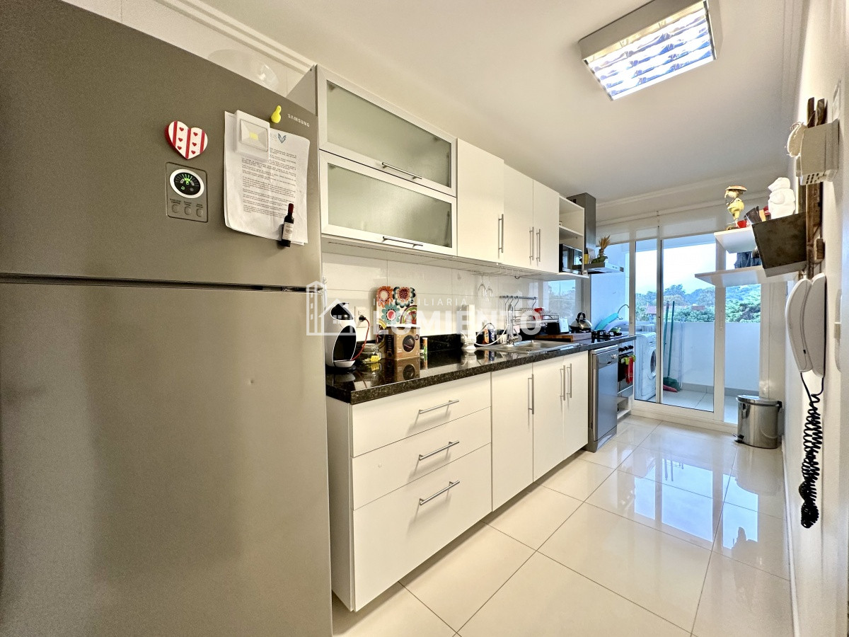 Apartamento ID.1395 - Venta- alquiler temporada apartamento 2 dormitorios con vista al mar Edificio Cruceros