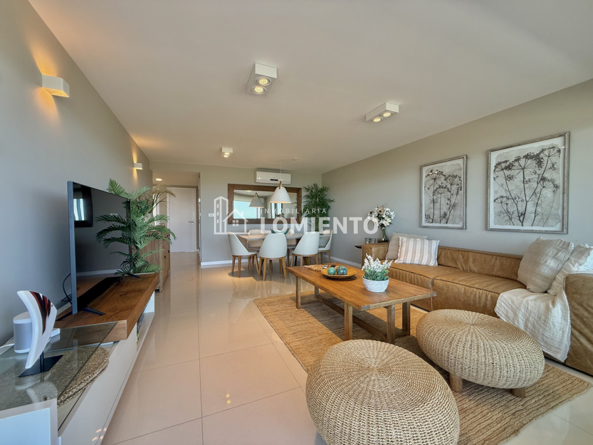 Apartamento ID.1804 - Venta apartamento 2 dormitorios y servicio Edificio Horizonte 