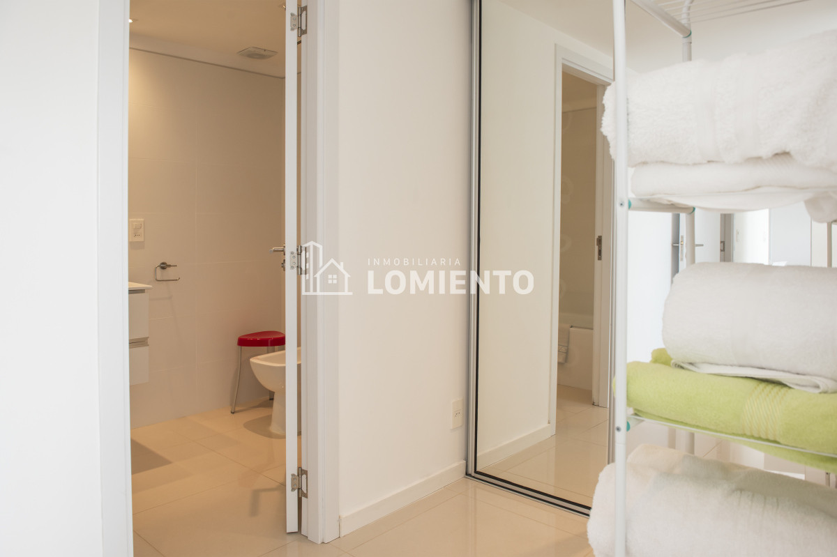 Apartamento ID.1645 - Oportunidad venta apartamento 3 dormitorios Torre Esmeralda 