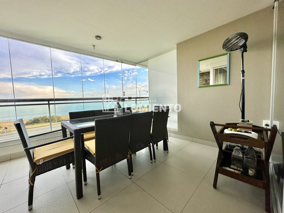 Apartamento ID.1395 - Venta- alquiler temporada apartamento 2 dormitorios con vista al mar Edificio Cruceros