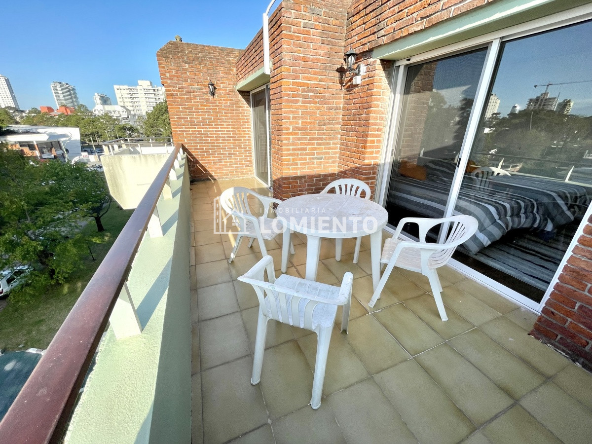 Apartamento ID.1345 - Alquiler anual- temporada apartamento 2 dormitorios Zona Aidy Grill