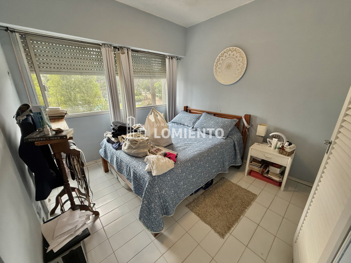 Apartamento ID.812 - Oportunidad Venta- alquiler anual apartamento 2 dormitorios Zona Roosevelt 