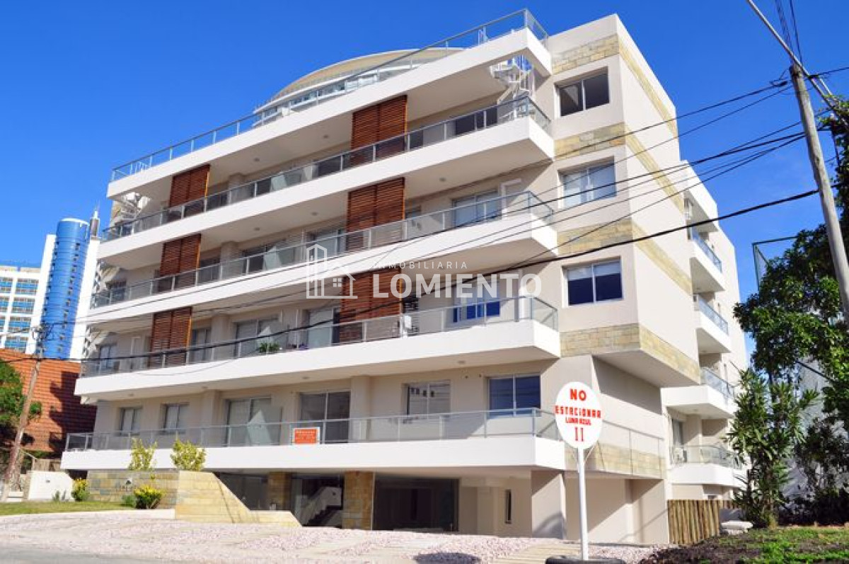 Apartamento ID.1516 - Alquiler temporada monoambiente con terraza Playa Mansa 
