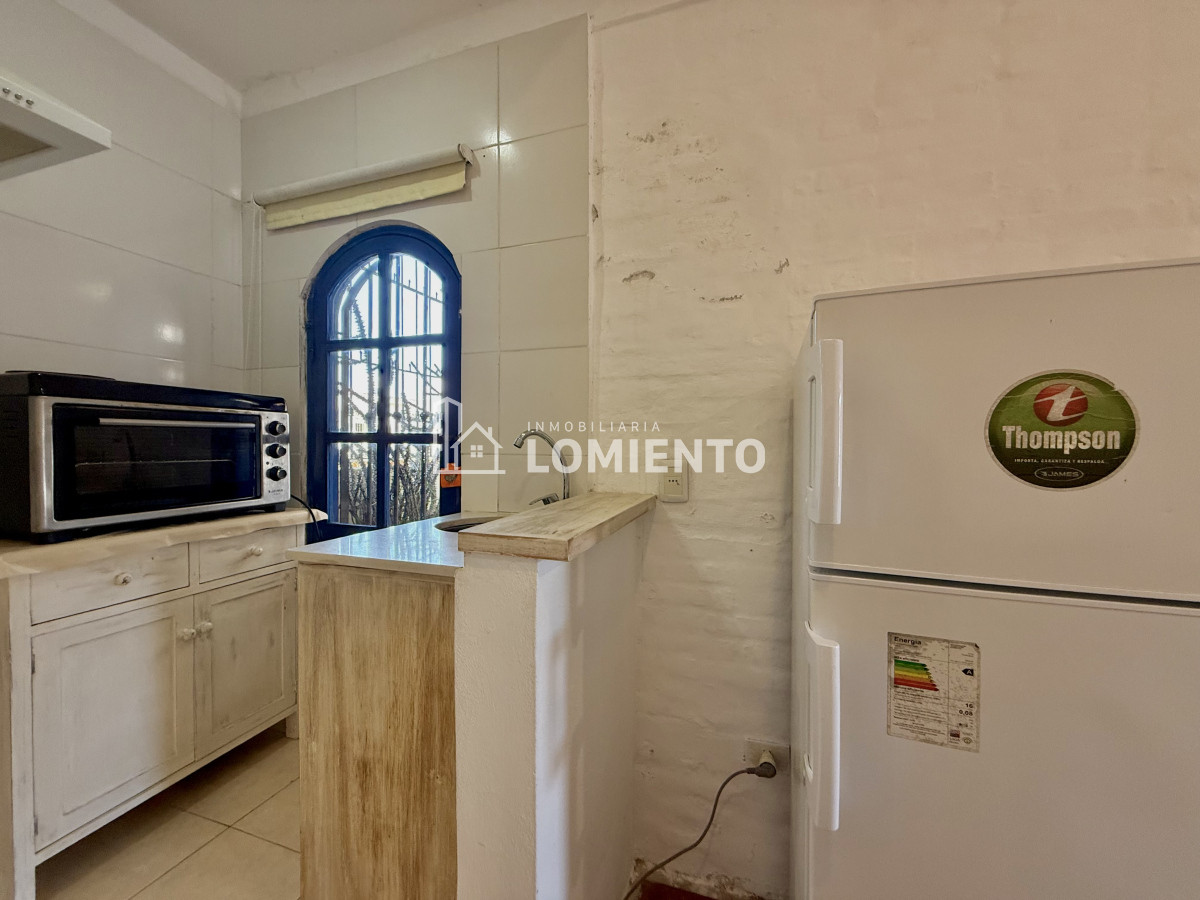 Apartamento ID.1673 - Alquiler temporada monoambiente Centro de Maldonado 