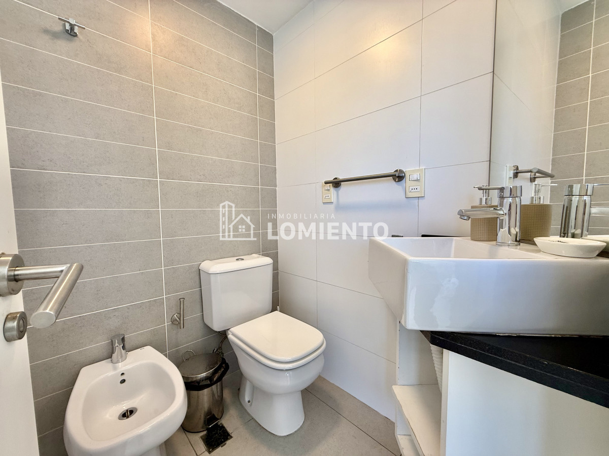 Apartamento ID.1653 - Oportunidad Venta apartamento 1 dormitorio edificio Lux Tower 