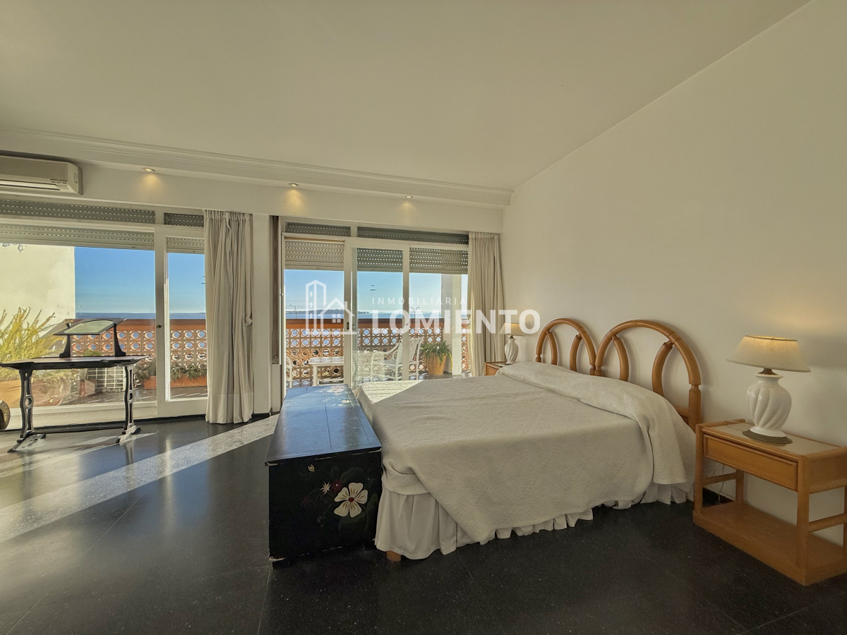 Apartamento ID.820 - Venta apartamento 2 dormitorios y servicio Torre Vanguardia