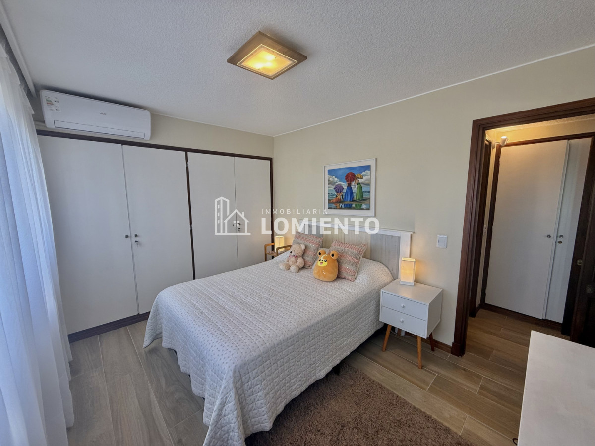 Apartamento ID.1826 - Venta- alquiler anual amplio apartamento de 1 dormitorio Torre Punta del Este