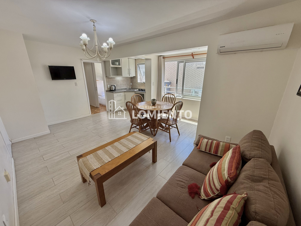 Apartamento ID.107 - Alquiler temporada apartamento 1 dormitorio y medio con parrillero en Peninsula