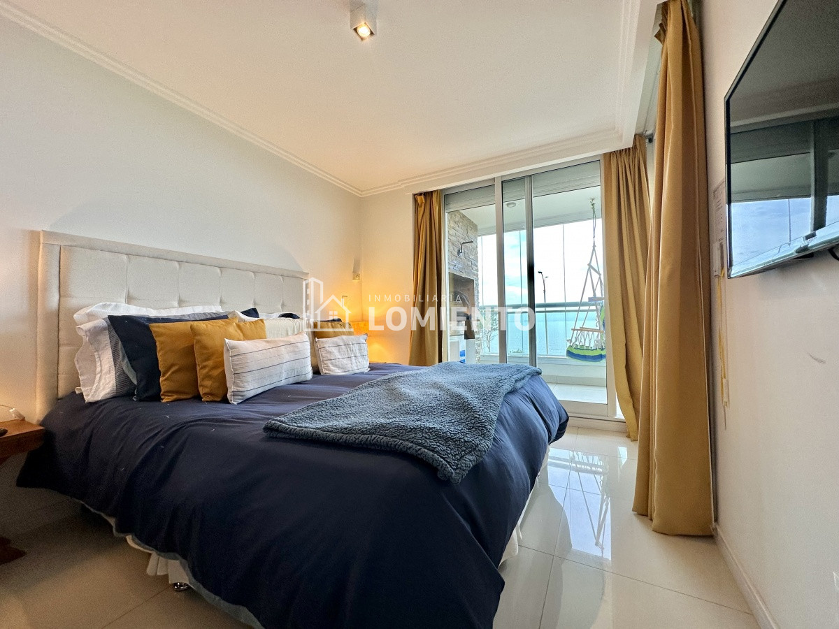 Apartamento ID.1395 - Venta- alquiler temporada apartamento 2 dormitorios con vista al mar Edificio Cruceros