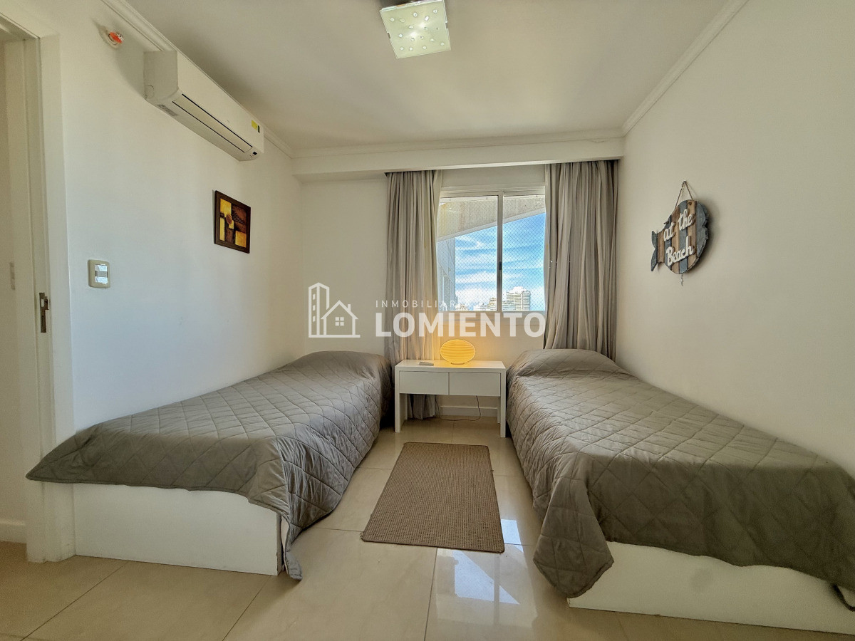 Apartamento ID.1726 - Venta apartamento 2 dormitorios y medio Edificio Casino Tower