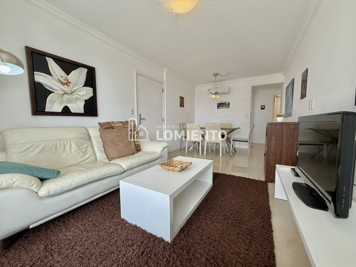 Apartamento ID.1726 - Venta apartamento 2 dormitorios y medio Edificio Casino Tower