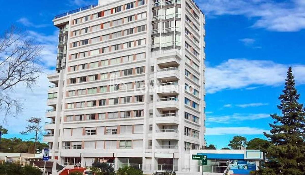 Apartamento ID.1835 - Venta apartamento Monoambiente con terraza y Garaje