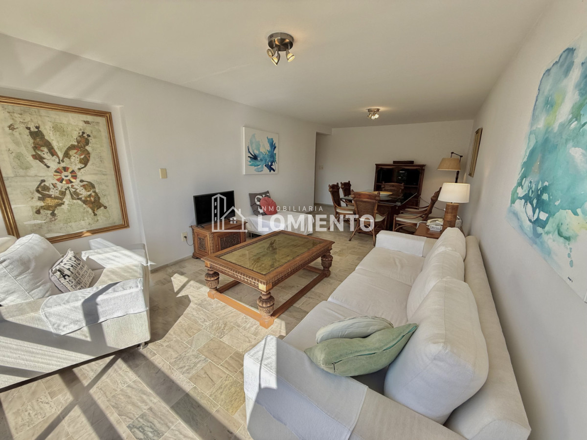 Apartamento ID.1815 - Venta apartamento 3 dormitorios Torre Marfil 