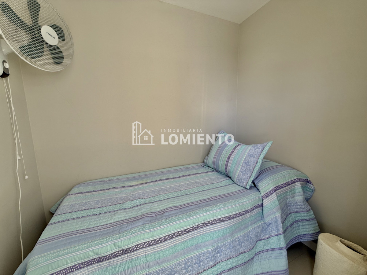 Apartamento ID.1804 - Venta apartamento 2 dormitorios y servicio Edificio Horizonte 