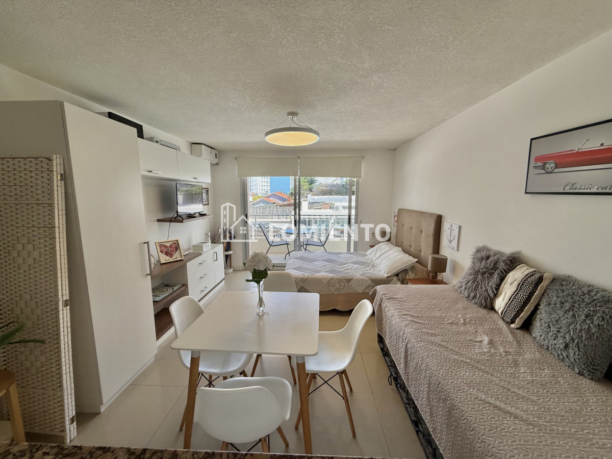 Apartamento ID.1516 - Alquiler temporada monoambiente con terraza Playa Mansa 