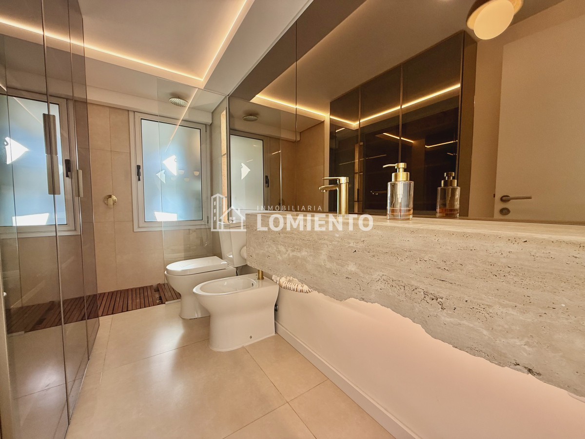 Apartamento ID.1663 - Venta exclusivo apartamento 4 dormitorios Playa Brava 