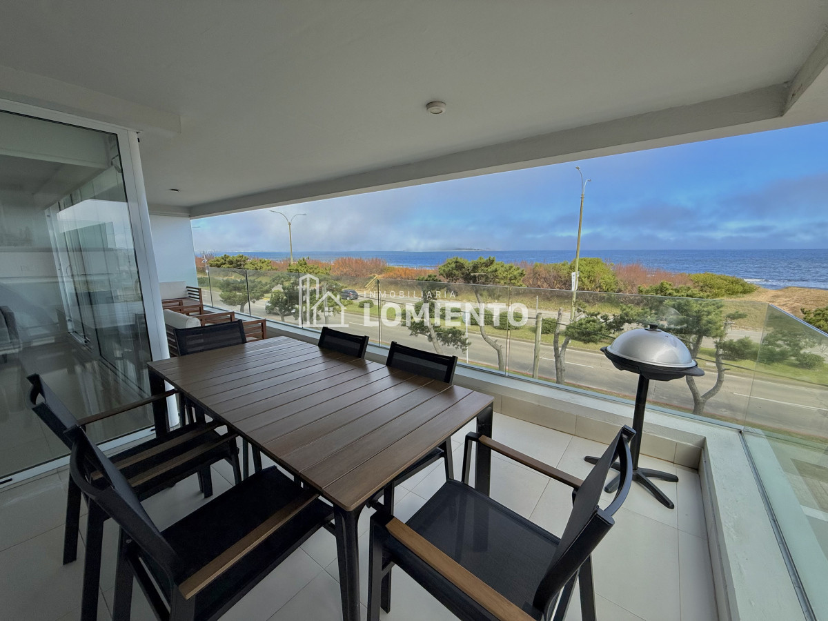 Apartamento ID.1677 - Venta- alquiler apartamento primera línea al mar 3 dormitorios Edificio Horizonte 