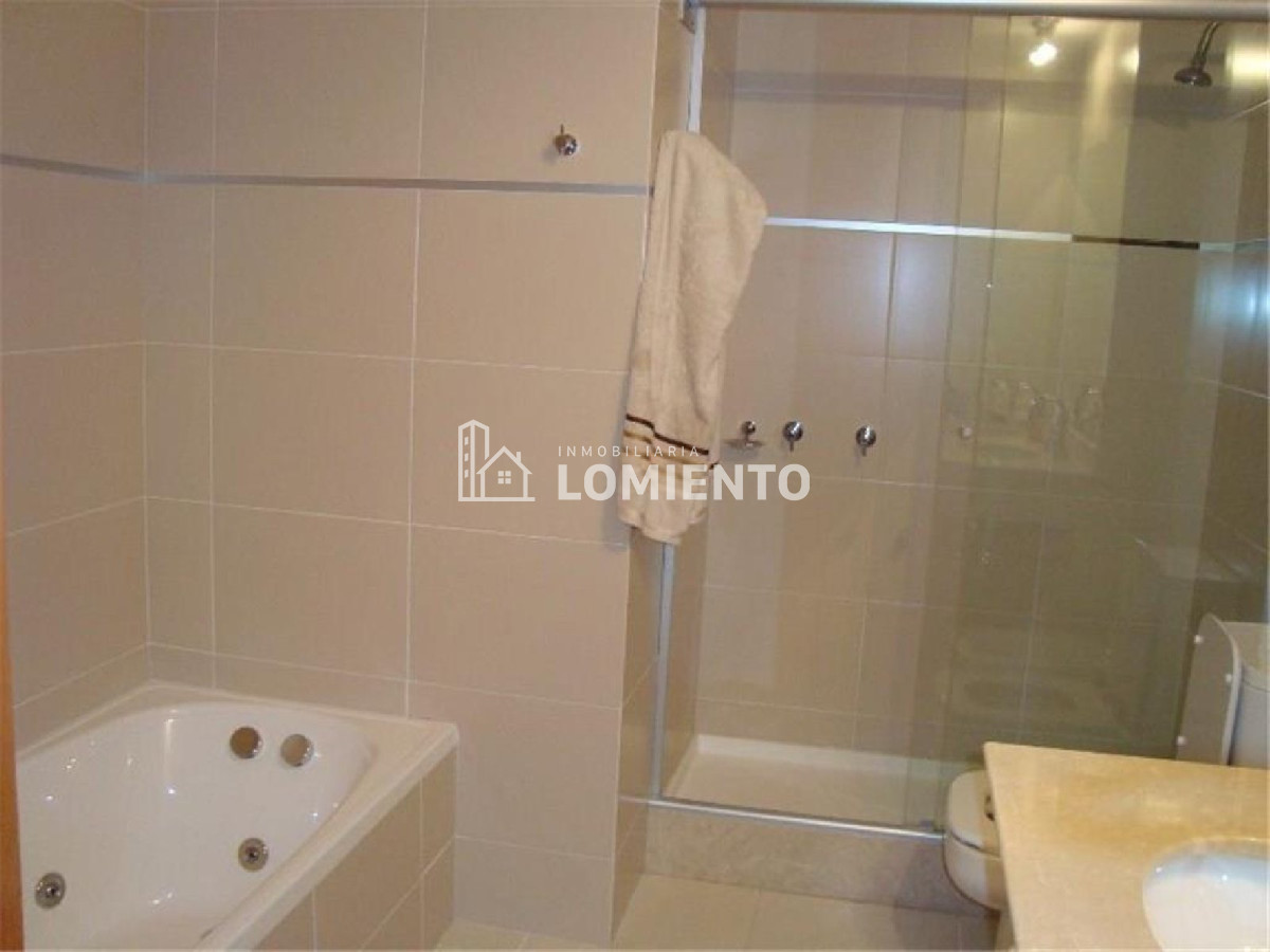 Apartamento ID.519 - Apartamento en Alquiler Zona Mansa Torre de Alta Categoria con Excelentes Servicios!!