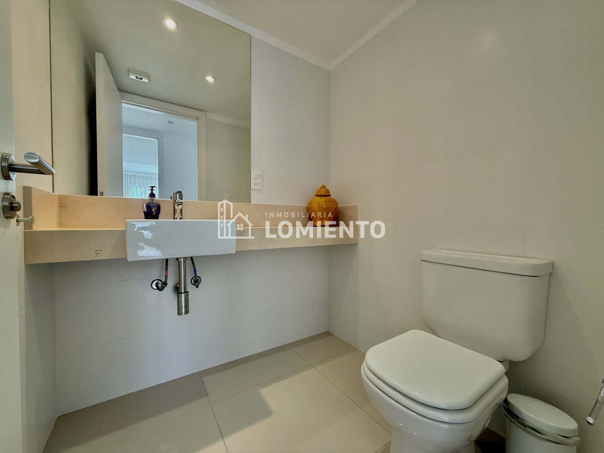 Apartamento ID.1677 - Venta- alquiler apartamento primera línea al mar 3 dormitorios Edificio Horizonte 