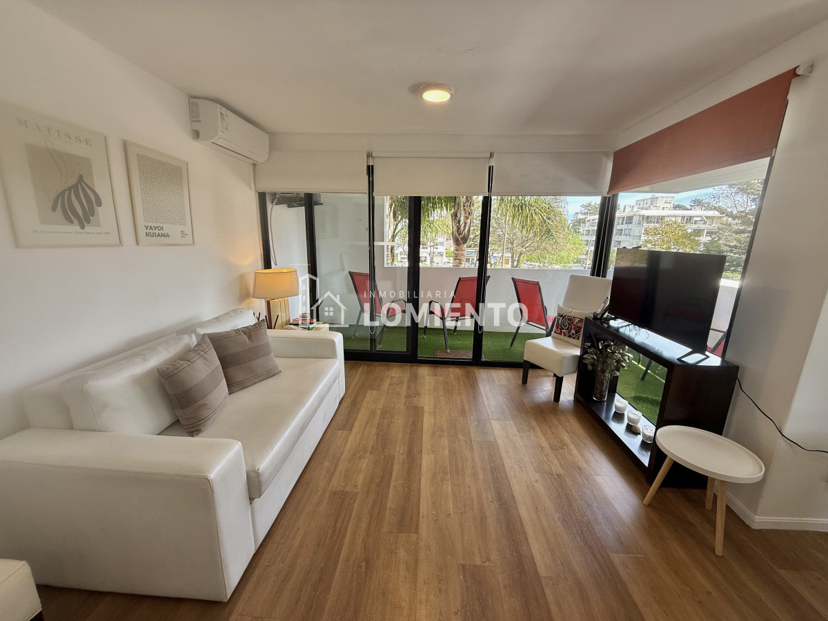 Apartamento ID.1519 - Alquiler temporada apartamento 1 dormitorio Edificio Jardines del Country 