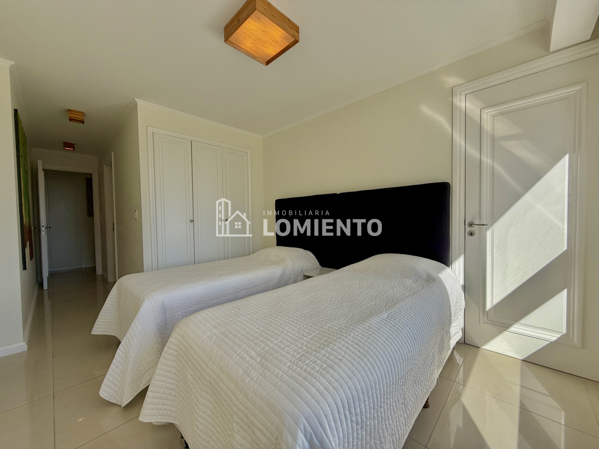 Apartamento ID.623 - Venta/alquiler apartamento 3 dormitorios frente al mar, torre Imperiale