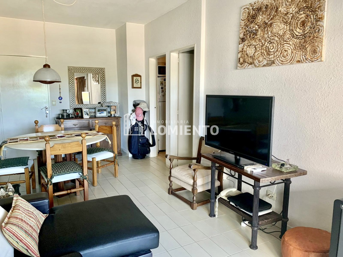 Apartamento ID.34 - Alquiler anual apartamento 2 dormitorios Zona Roosevelt 
