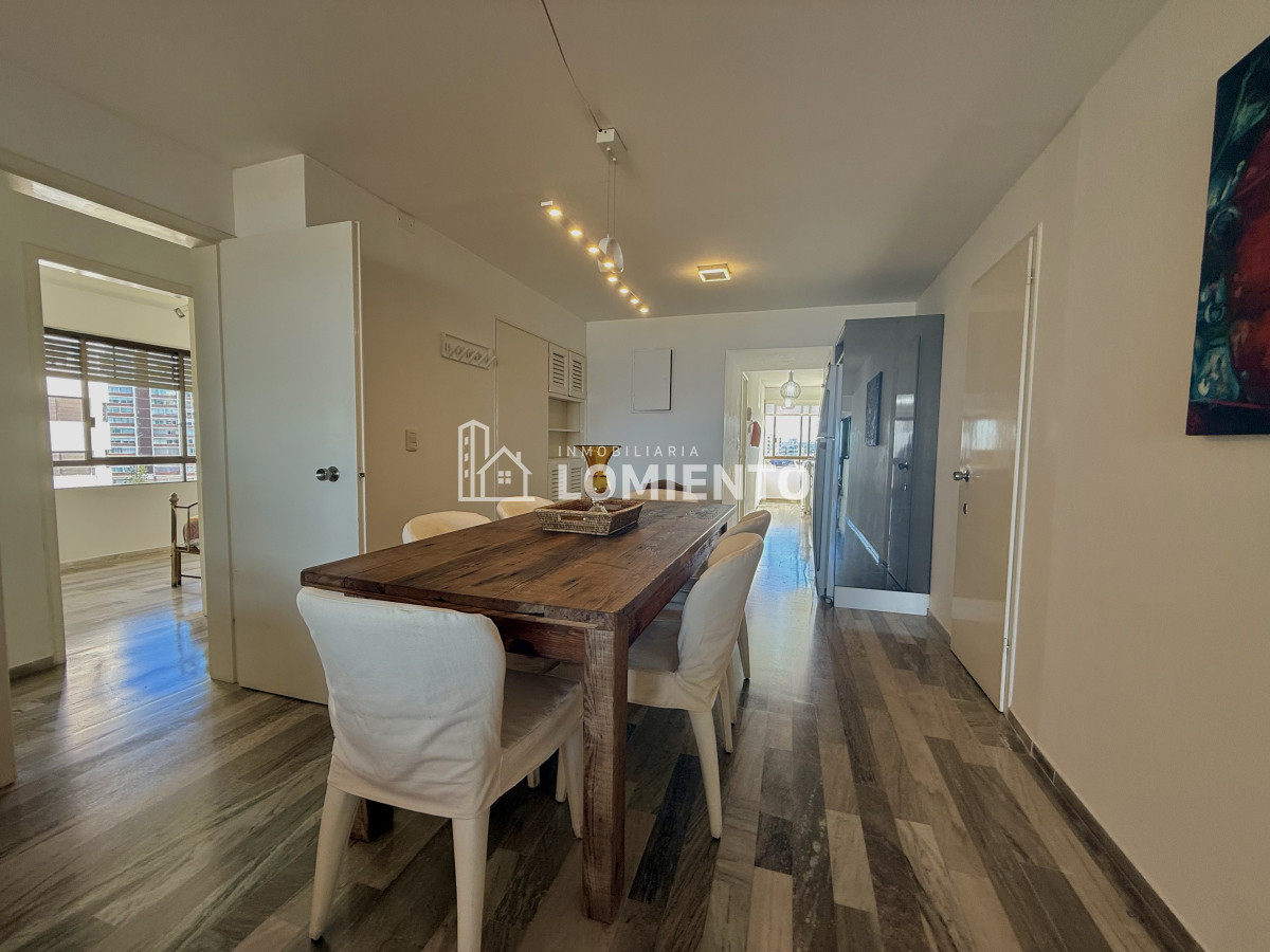 Apartamento ID.1650 - Oportunidad venta- alquiler anual apartamento 3 dormitorios y servicio Edificio Parquemar Center