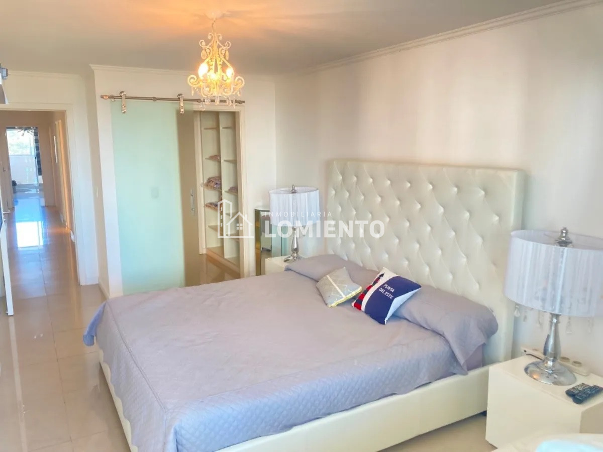 Apartamento ID.258 - Alquiler anual-temporada 2 dormitorios y servicio, edificio Casino Tower